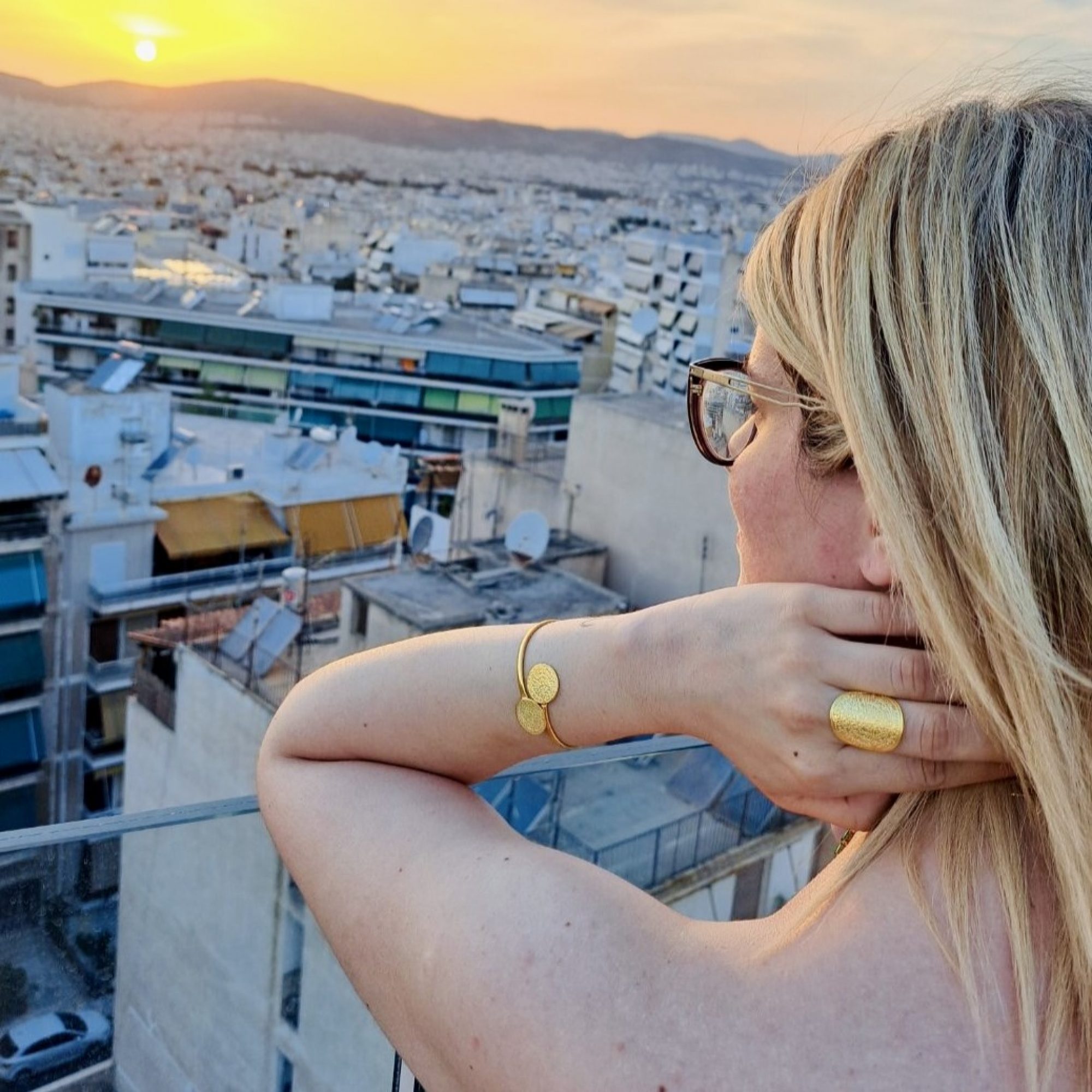 Gold plated adjustable Faistos Disc bracelet