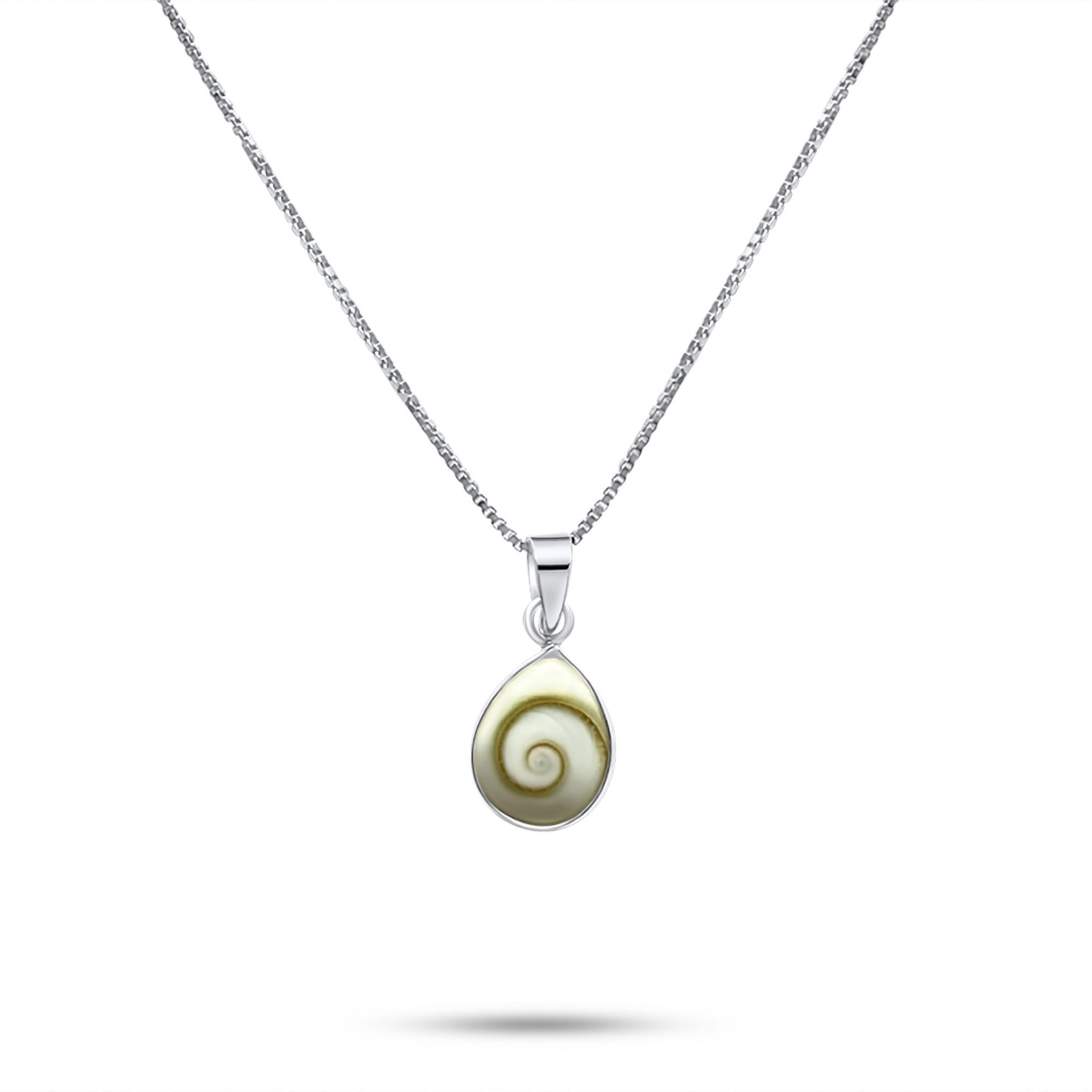 Eye of the sea necklace