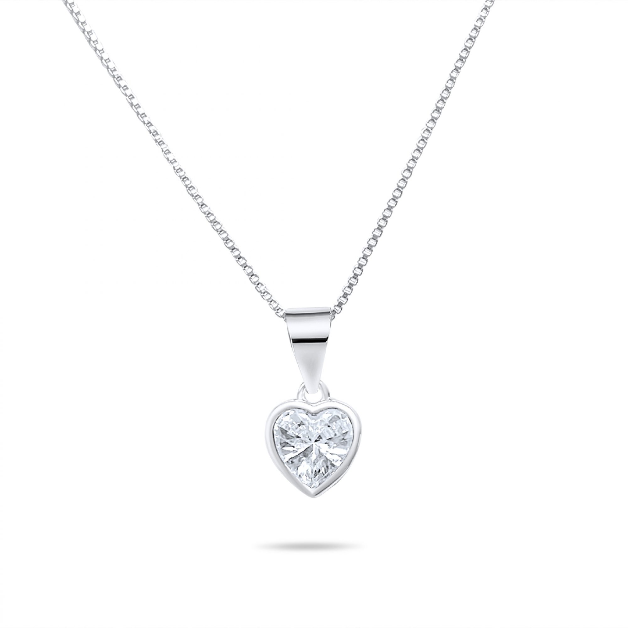 Heart necklace with zircon stone