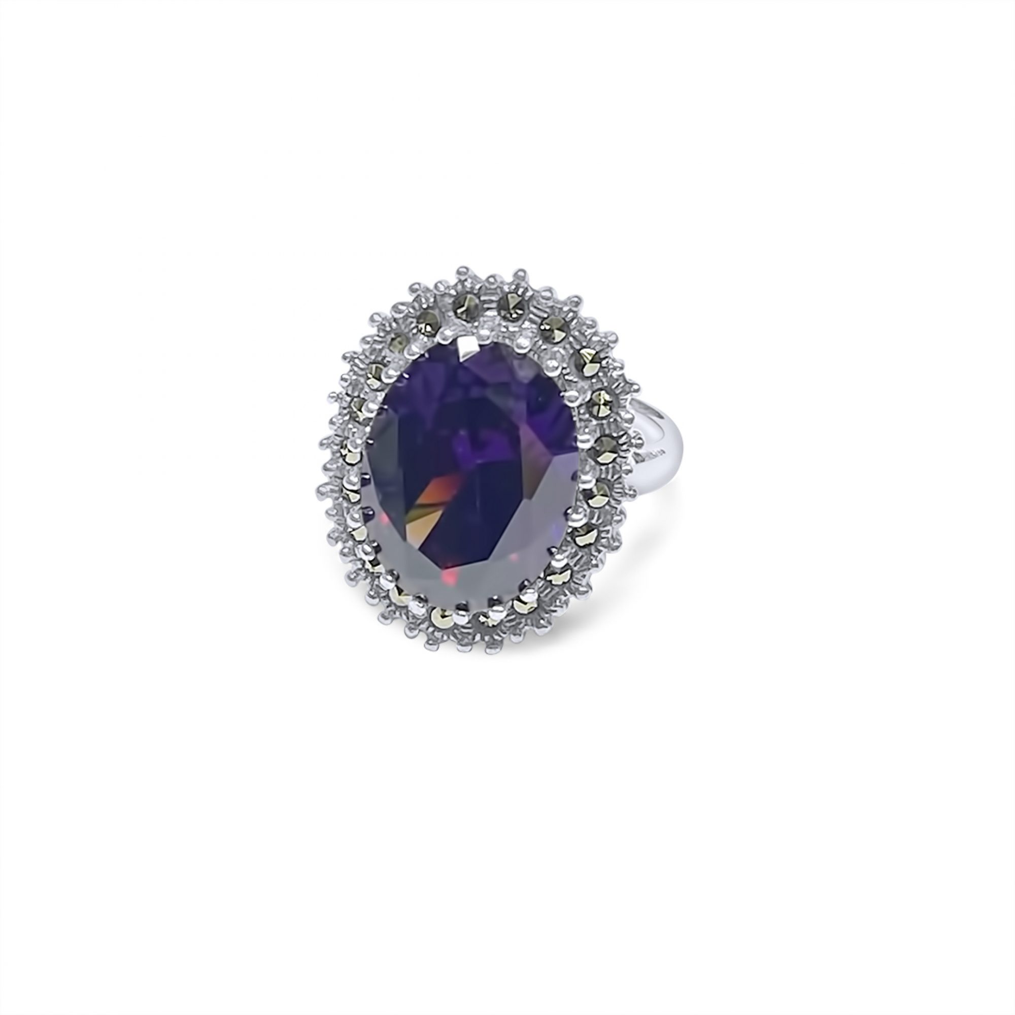 Ring with amethyst stone and marcasites