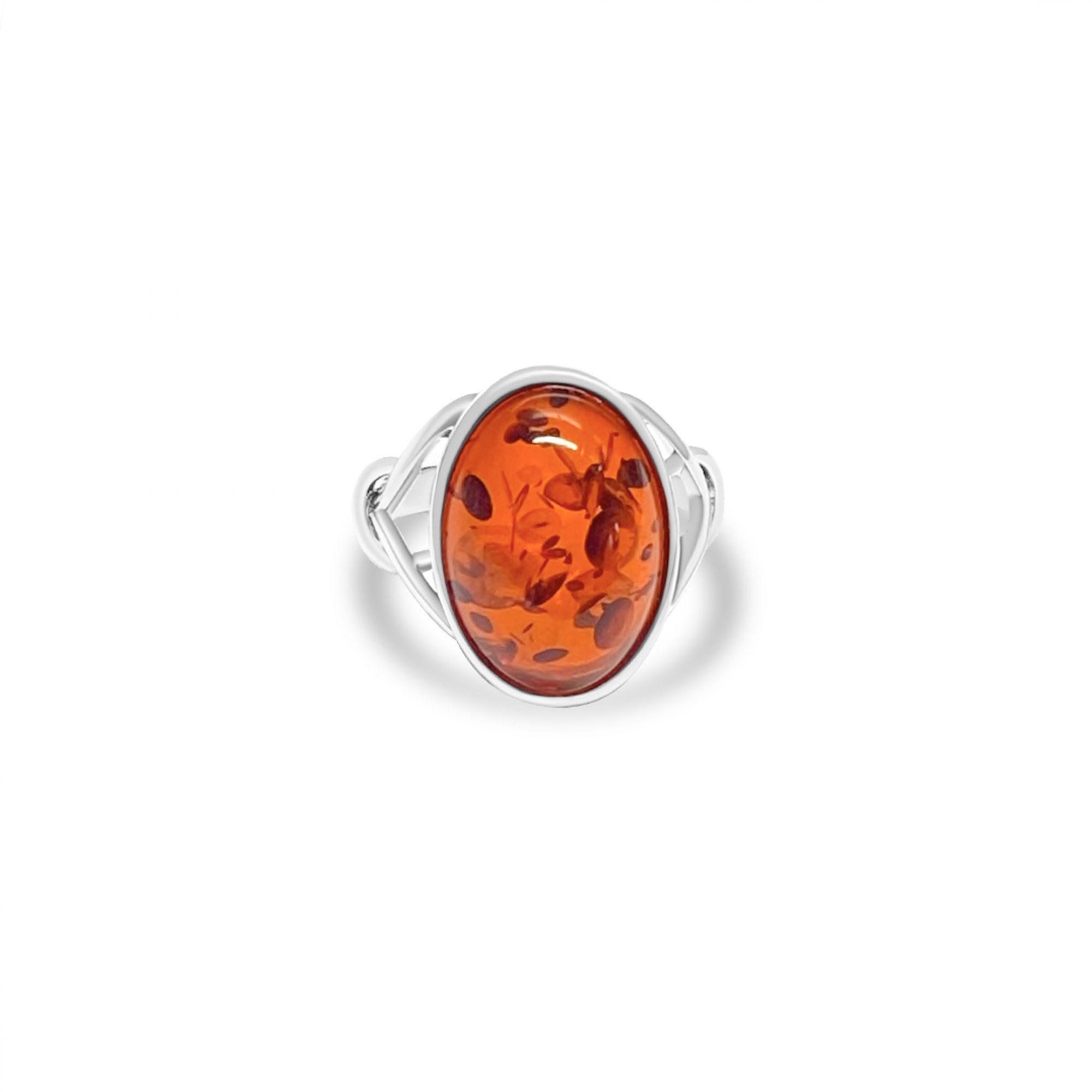 Ring with amber