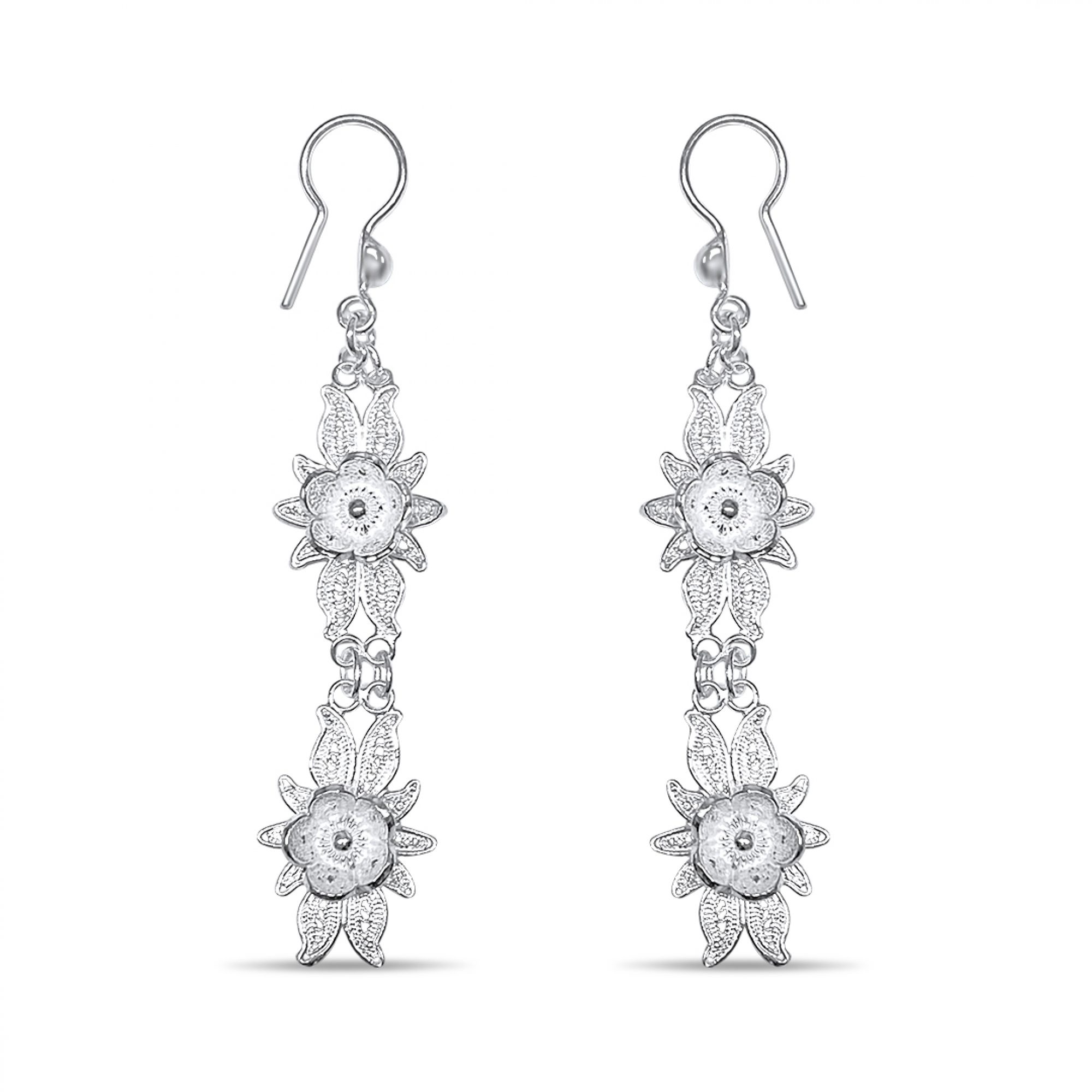 Filigree dangle earrings