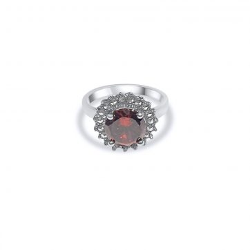 petsios Ring with garnet and marcasites