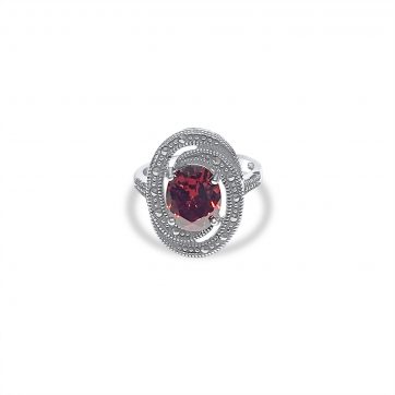 petsios Ring with garnet and marcasites