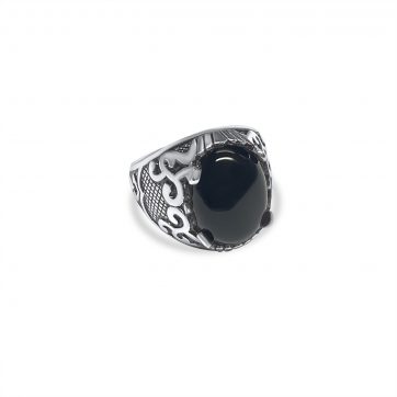 petsios Silver ring with onyx stone